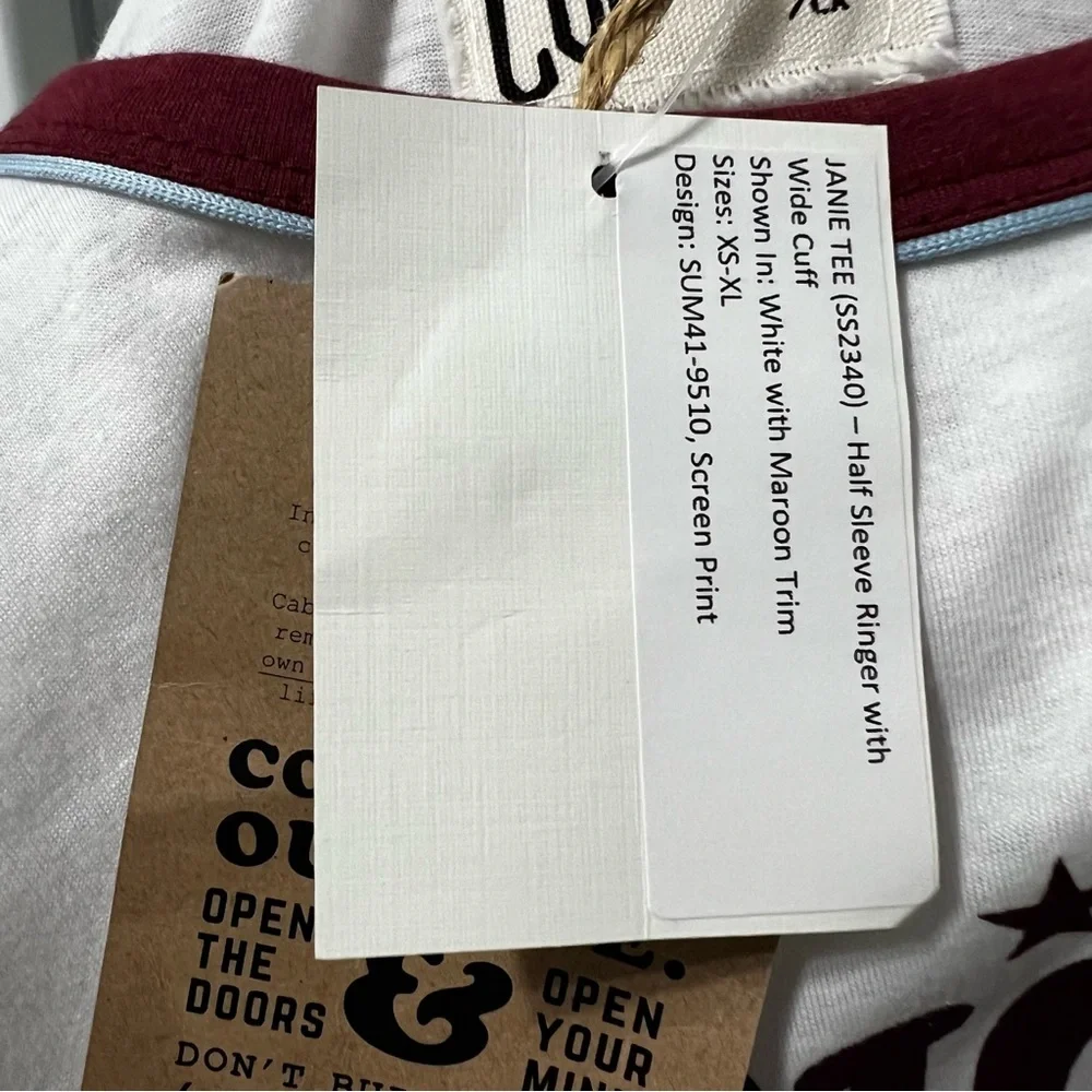 Camp Collection NWT Texas A&M Women's Gig Em Aggies Raglan Tee Size M - Picture 8 of 10